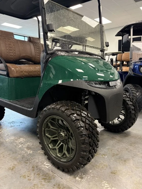 2026 E-Z-GO RXV ELiTE Lithium thumb 2