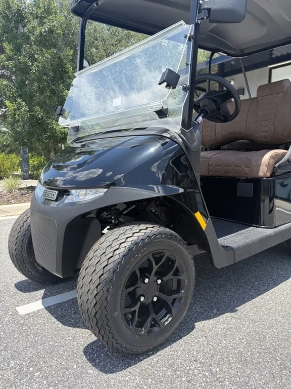2026 E-Z-GO RXV thumb 4