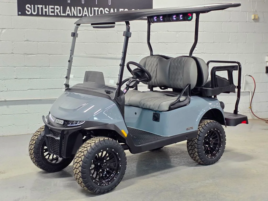 2026 E-Z-GO RXV ELiTE Lithium thumb 2