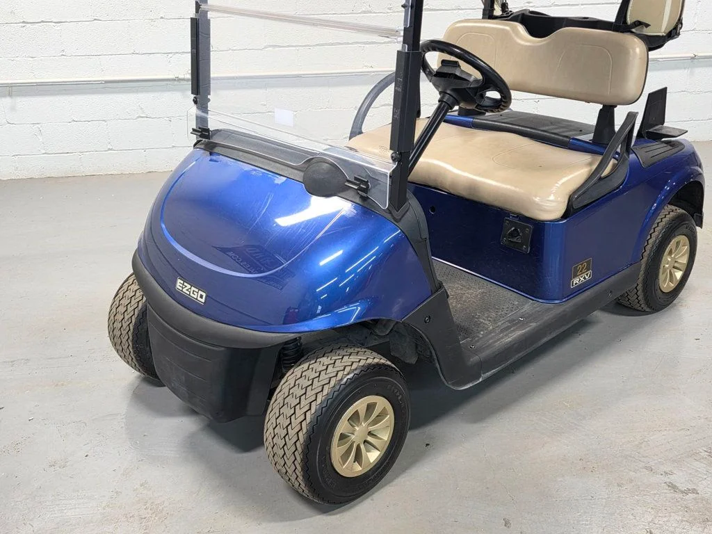 2020 E-Z-GO RXV thumb 2