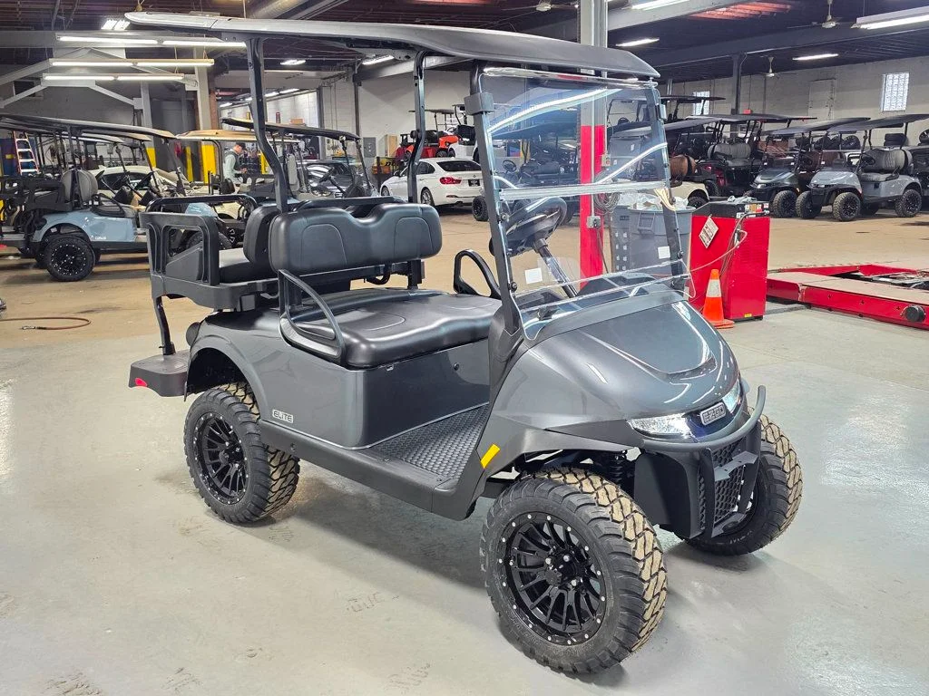 2026 E-Z-GO RXV ELiTE Lithium thumb 4