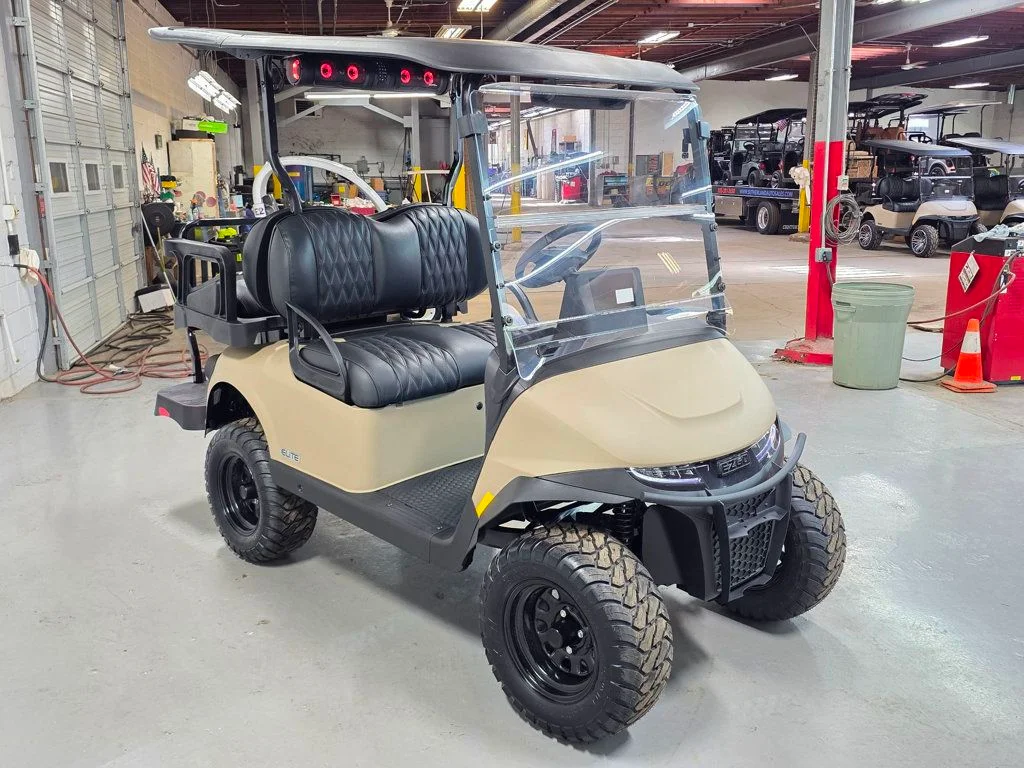 2026 E-Z-GO RXV ELiTE Lithium thumb 4