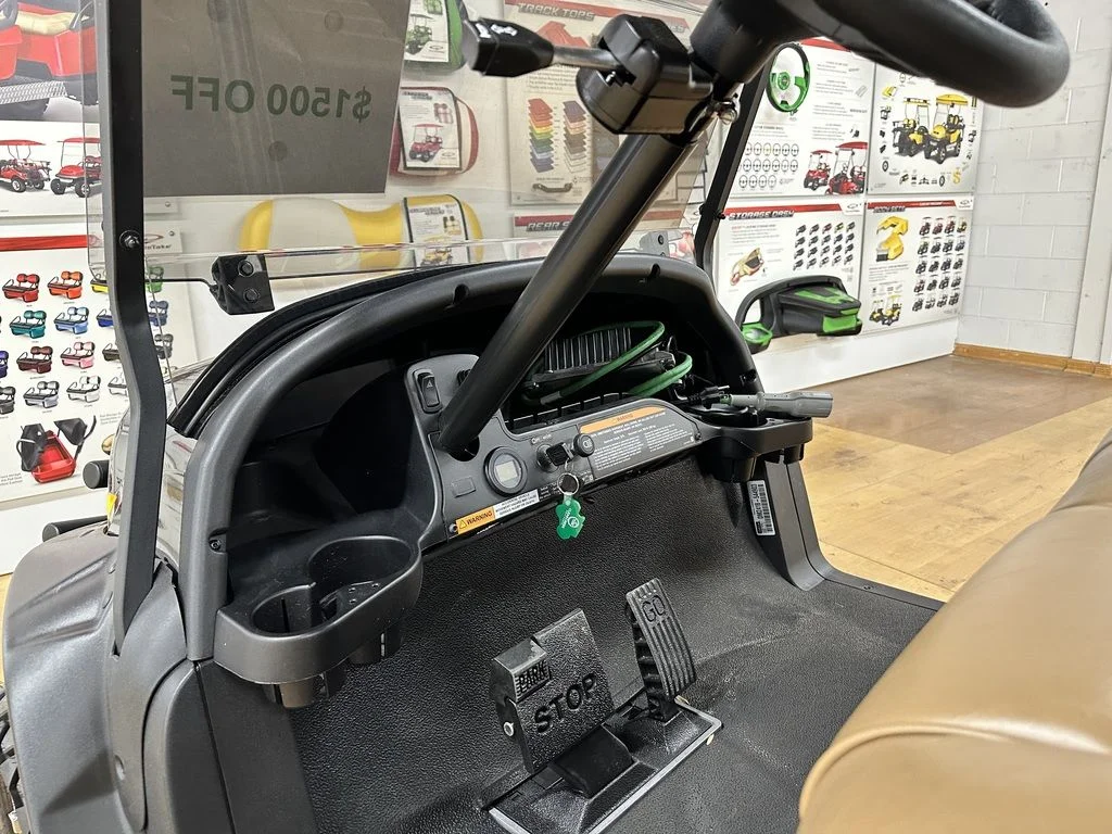 2024 Club Car Onward thumb 3