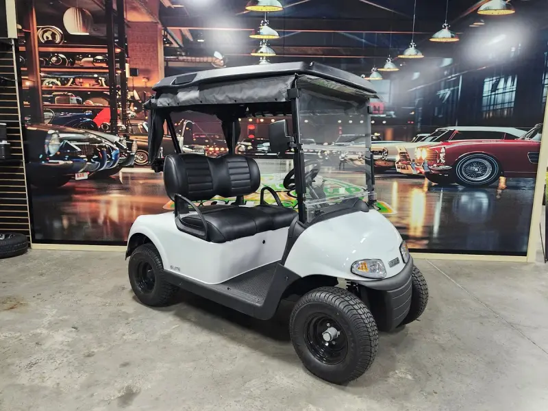 2019 E-Z-GO RXV ELiTE Lithium