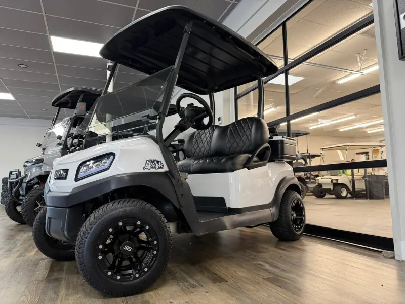 2023 Club Car Tempo 2+2 photo 1