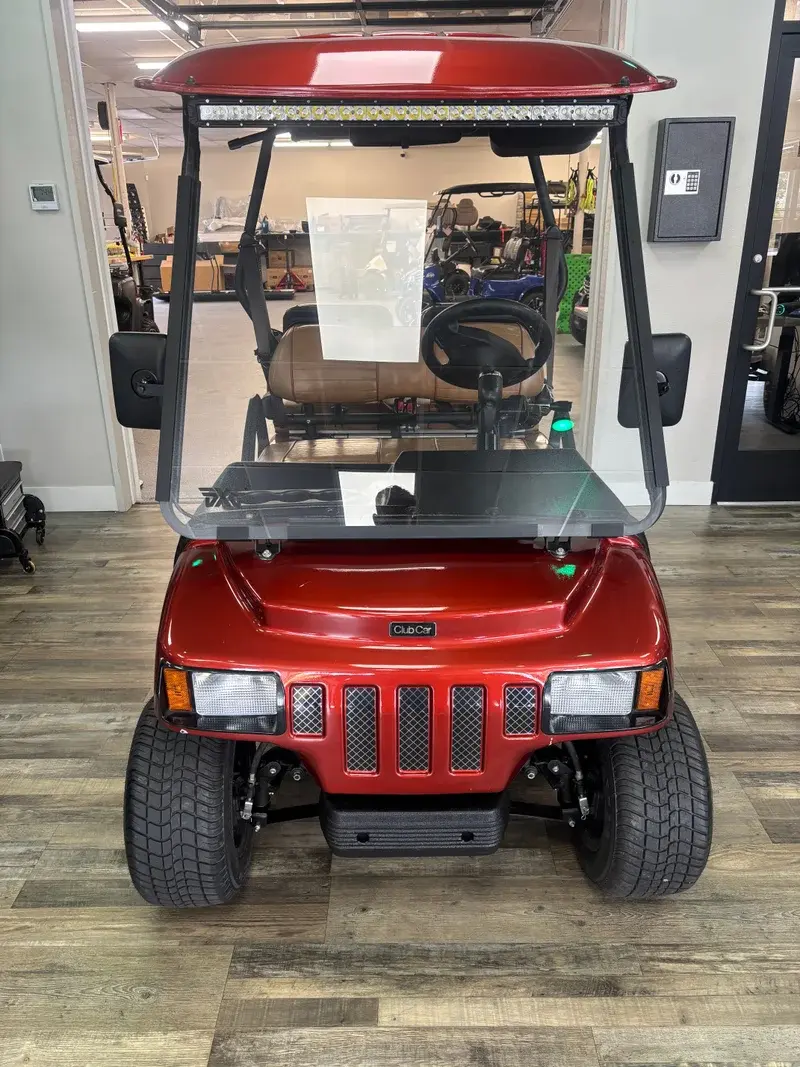 2010 Club Car Villager thumb 2