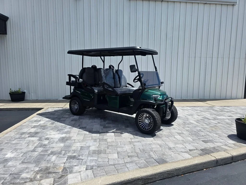 2026 Atlas MAX - Lifted thumb 1