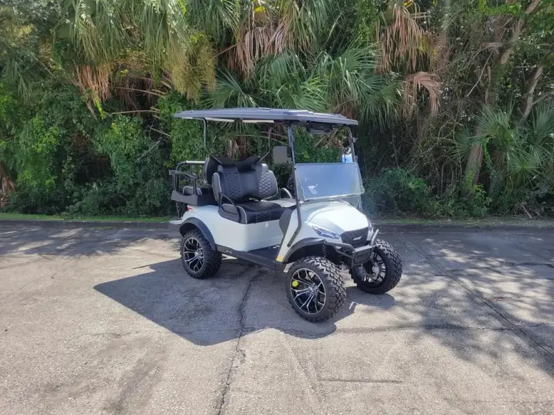 2025 Madjax X-Series 4 Passenger Lifted thumb 1