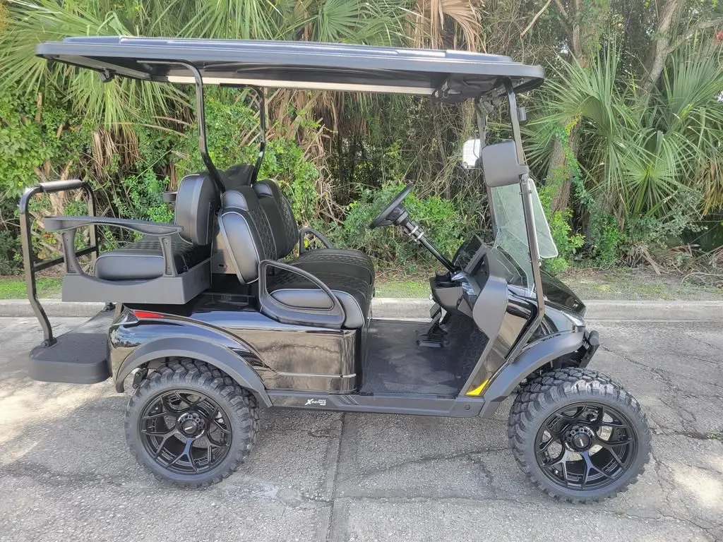 2025 Madjax X-Series 4 Passenger Lifted thumb 3
