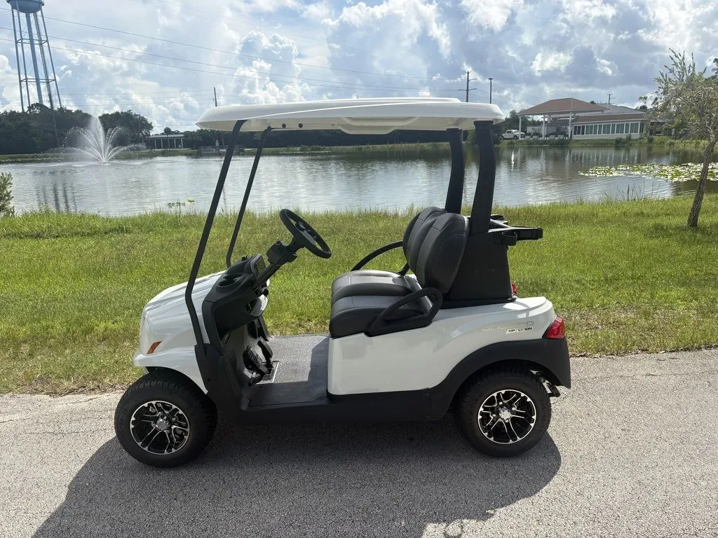 2027 Club Car Onward thumb 3