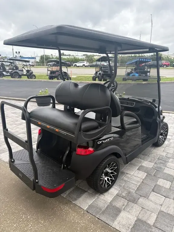 2027 Club Car Onward thumb 3