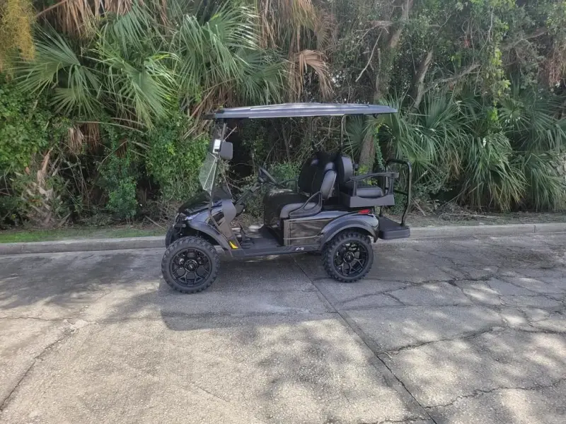 2025 Madjax X-Series 4 Passenger Lifted thumb 1
