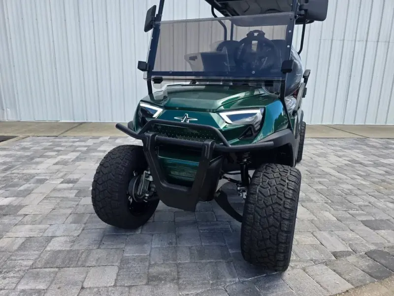 2026 Atlas 6P Lifted thumb 4