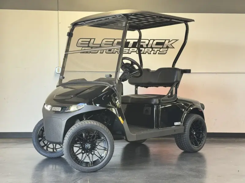 2026 E-Z-GO Freedom ELiTE Lithium photo 1