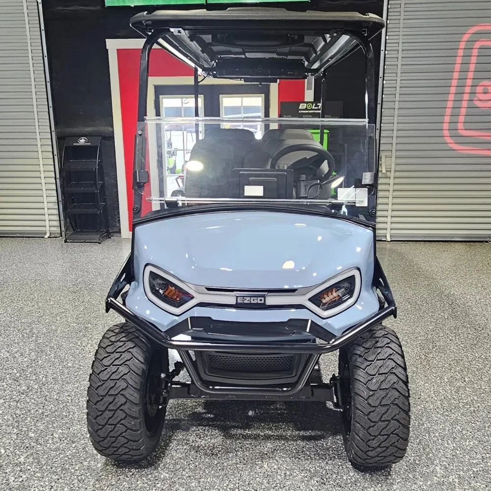 2026 E-Z-GO Express thumb 2