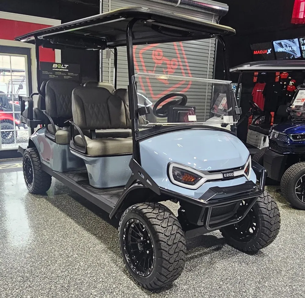 2026 E-Z-GO Express thumb 3