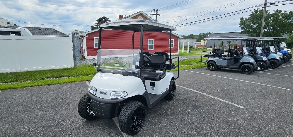 2021 E-Z-GO RXV thumb 2
