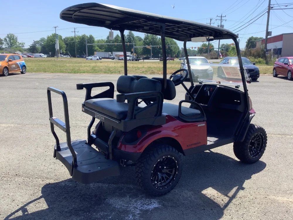 2026 E-Z-GO Express thumb 3