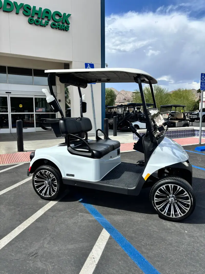 2026 E-Z-GO Freedom thumb 3