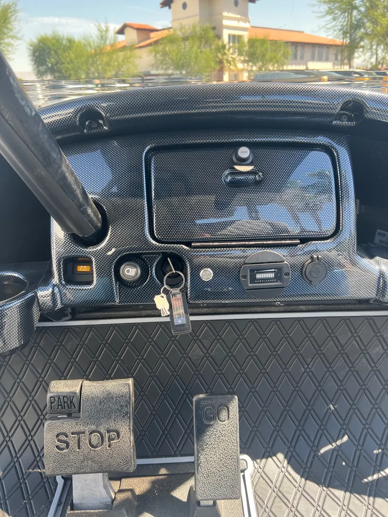 2007 Club Car Precedent thumb 3