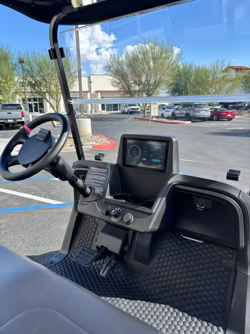 2026 E-Z-GO Freedom thumb 4