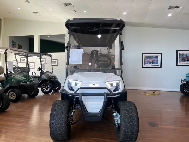 2025 Atlas 6 Passenger LSV thumb 2