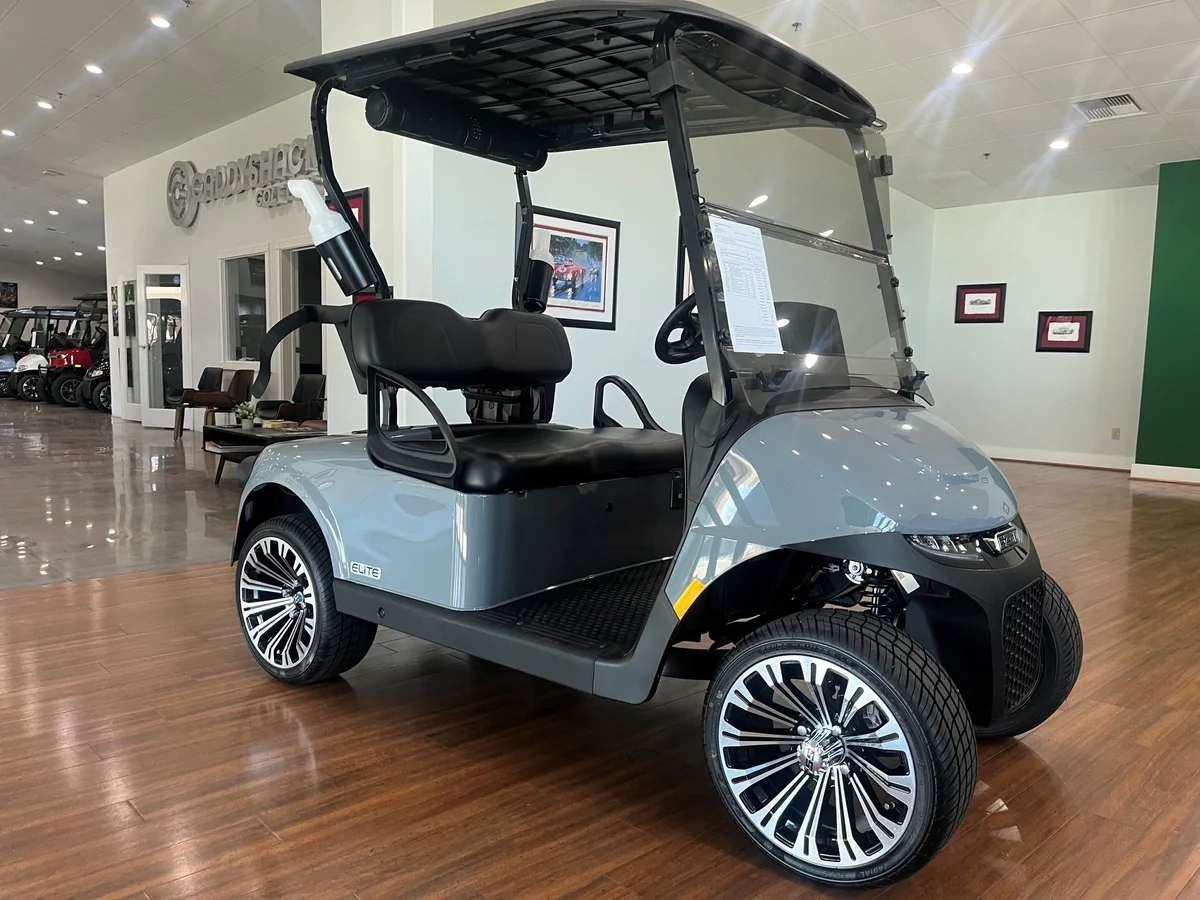 2026 E-Z-GO Freedom thumb 3