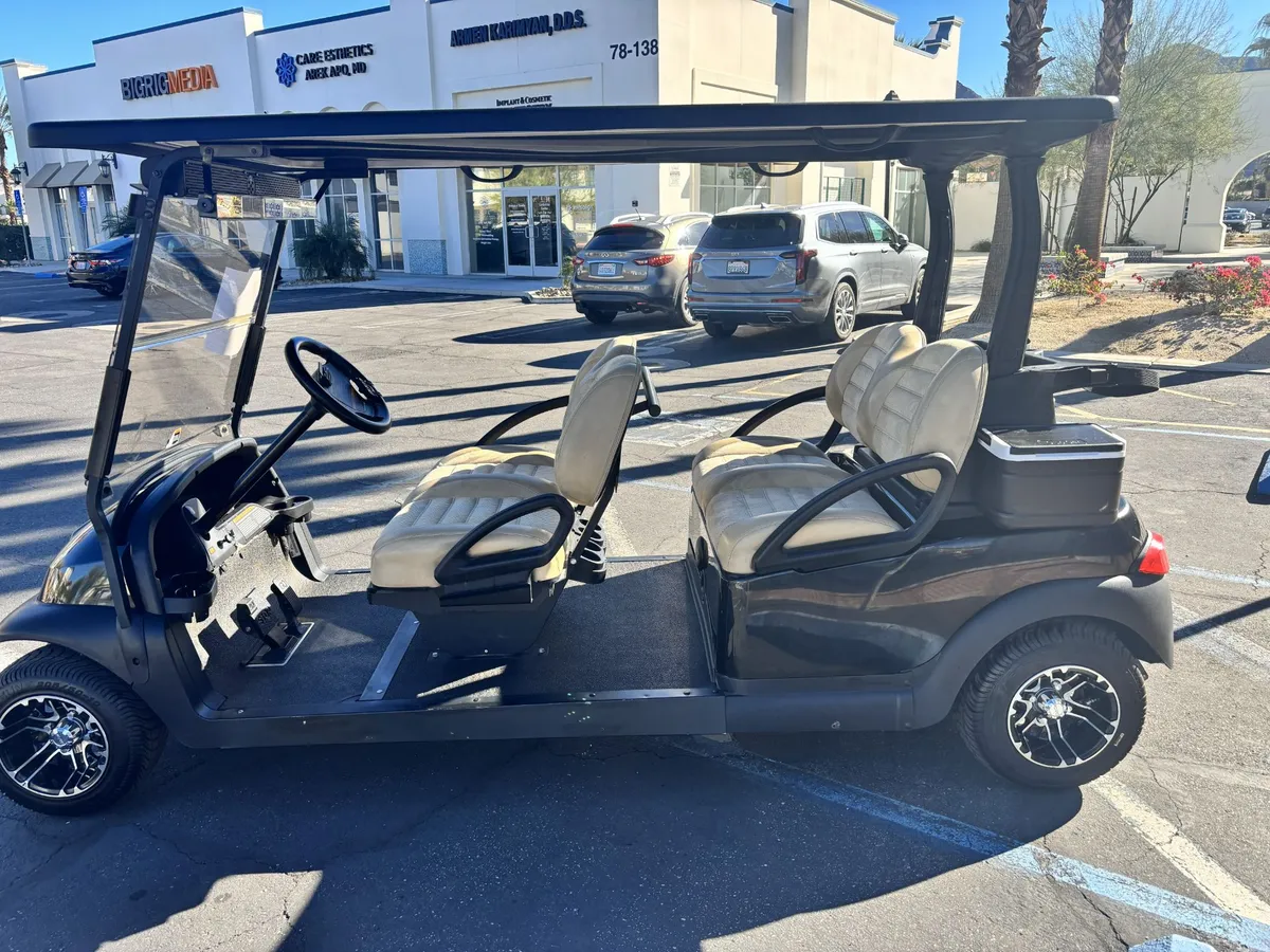 2016 Club Car Precedent thumb 3