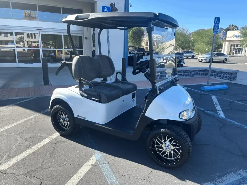 2021 E-Z-GO RXV ELiTE Lithium thumb 1