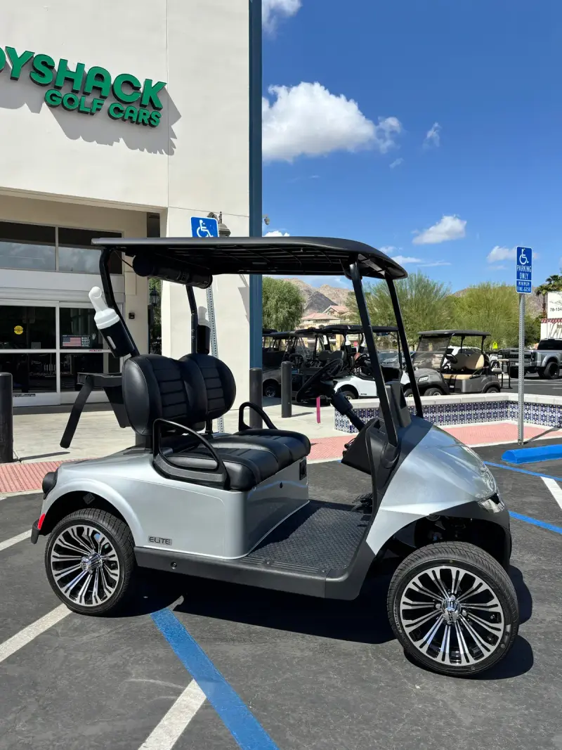 2026 E-Z-GO Freedom thumb 2