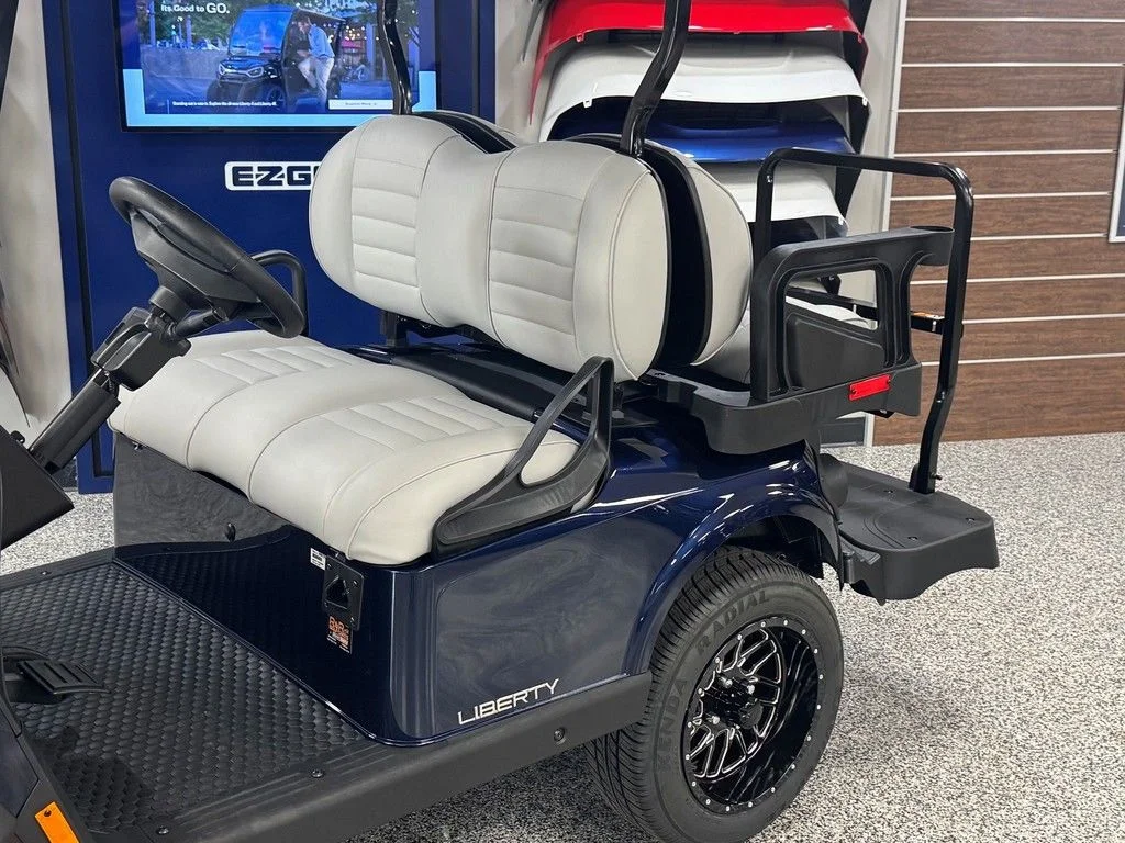 2027 E-Z-GO Liberty thumb 4