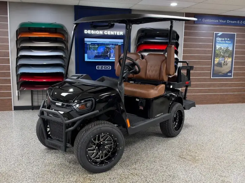 2027 E-Z-GO Liberty photo 1
