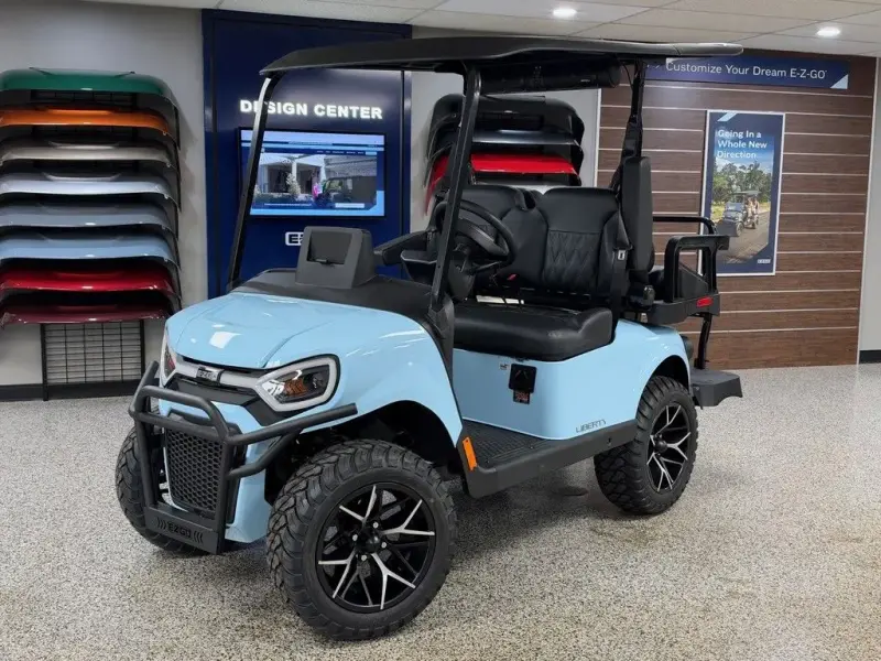 2027 E-Z-GO Liberty photo 1