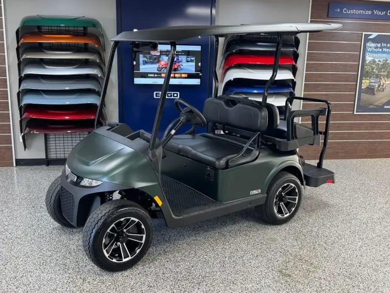 2026 E-Z-GO RXV ELiTE Lithium photo 1