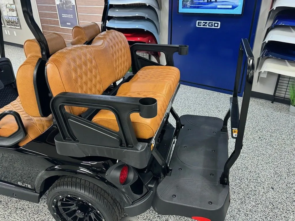 2026 E-Z-GO RXV ELiTE Lithium thumb 4