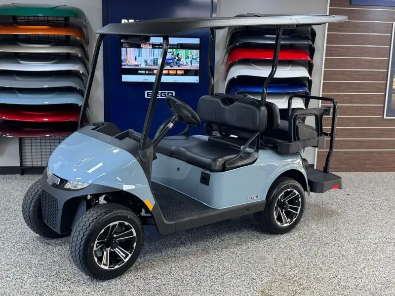 2026 E-Z-GO RXV ELiTE Lithium photo 1