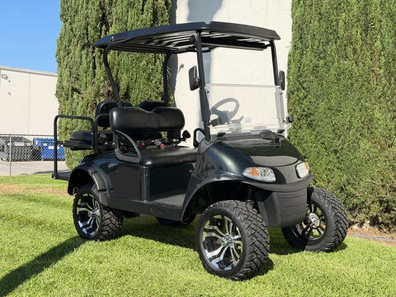 2021 E-Z-GO Freedom ELiTE Lithium thumb 2