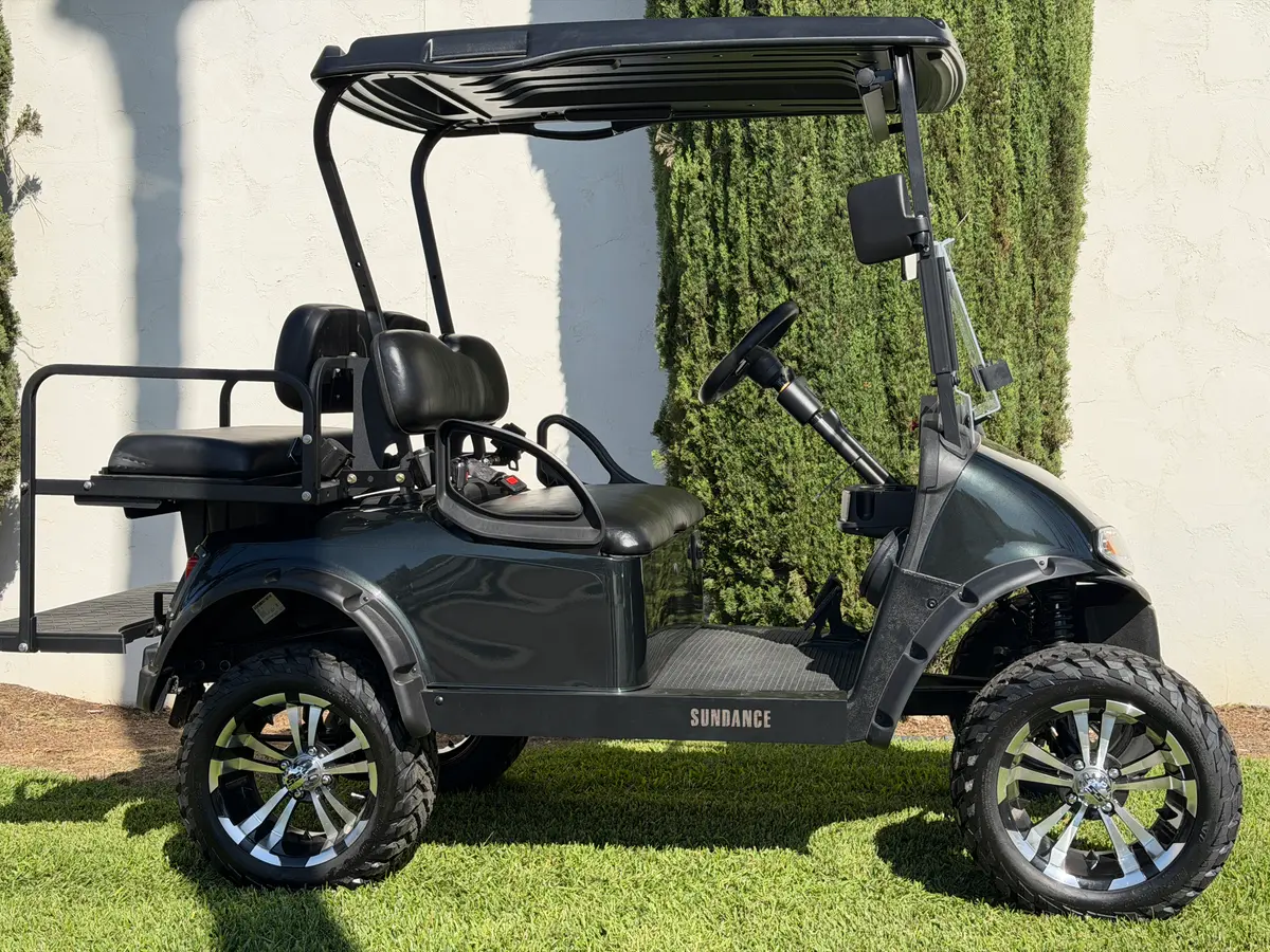 2021 E-Z-GO Freedom ELiTE Lithium thumb 1