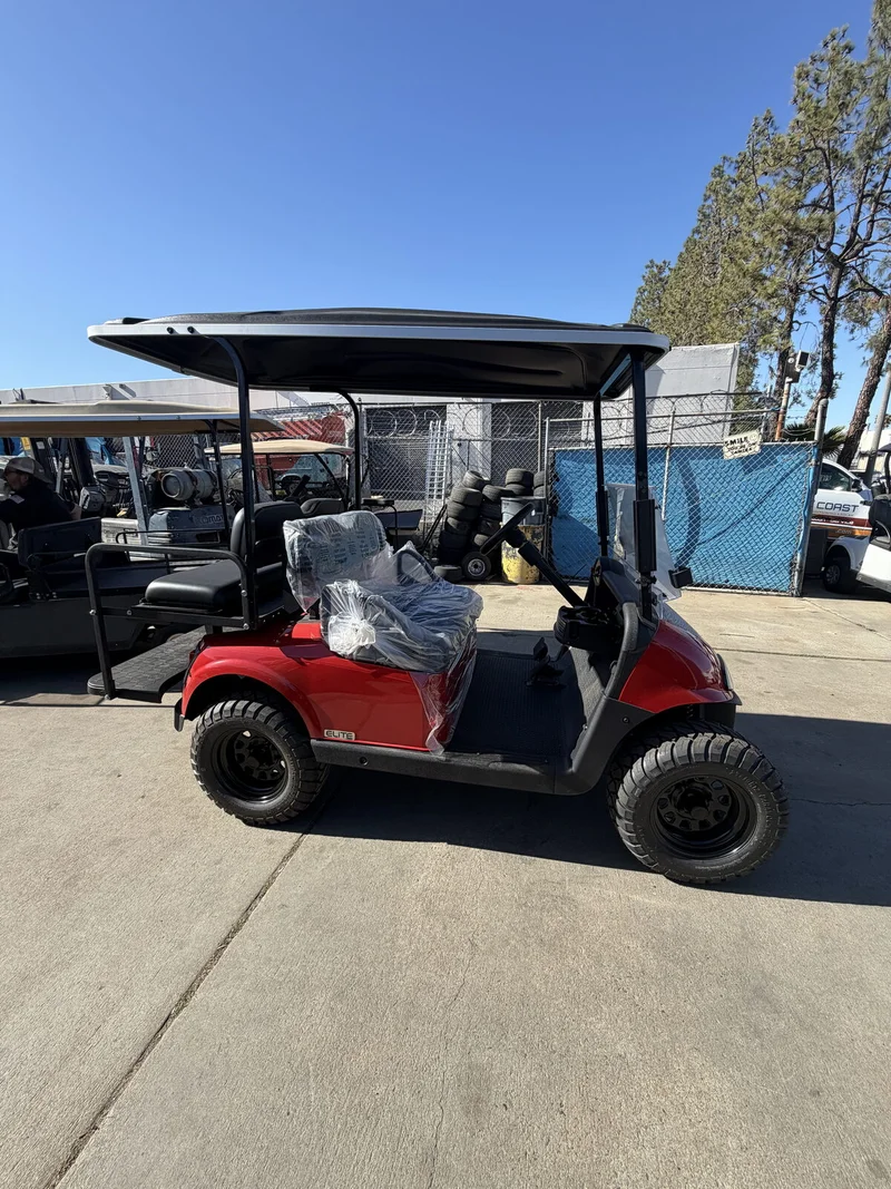 2021 E-Z-GO Freedom ELiTE Lithium thumb 4