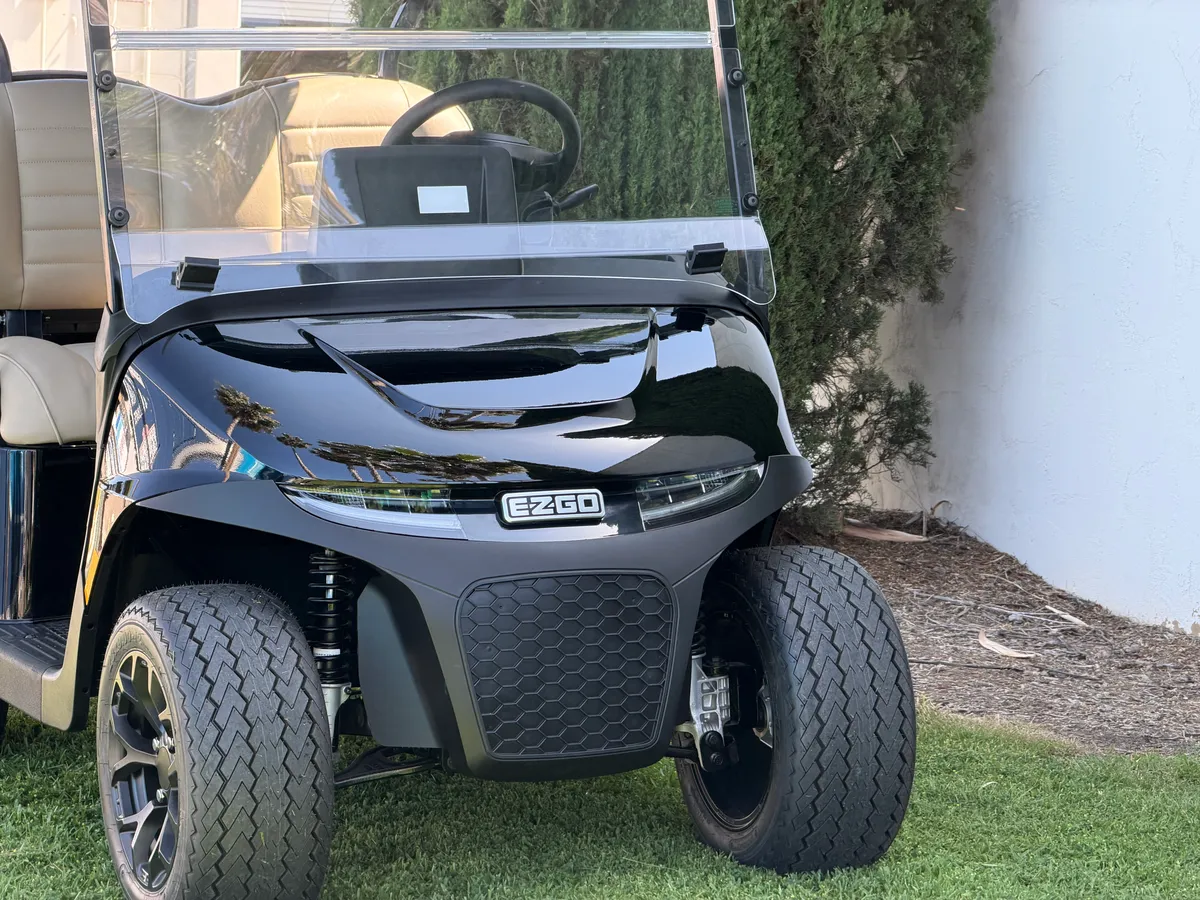 2026 E-Z-GO RXV 4 Touring ST ELiTE Lithium Black thumb 4
