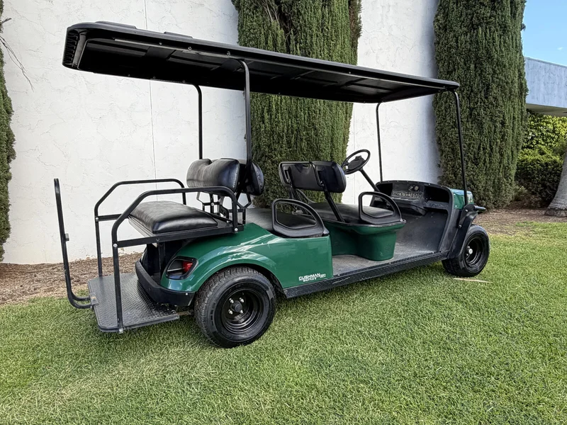 2019 Cushman Shuttle 6 Gas thumb 3