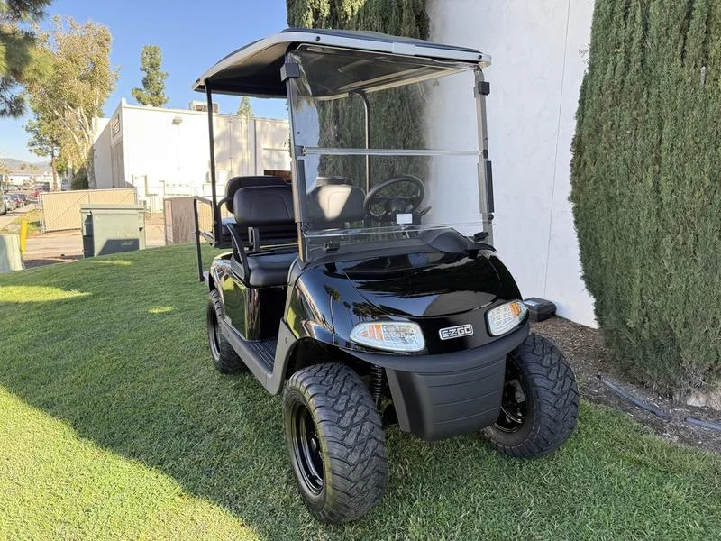 2021 E-Z-GO Freedom ELiTE Lithium thumb 2