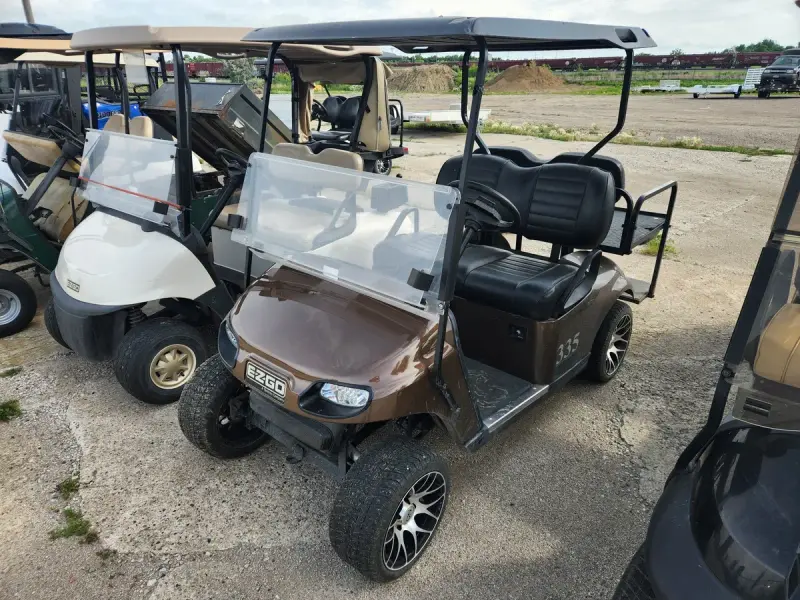 2013 E-Z-GO TXT