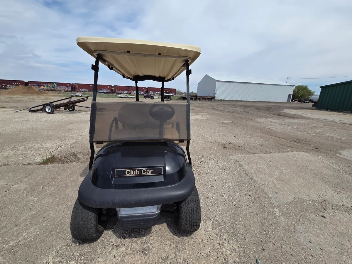 2014 Club Car Precedent thumb 2