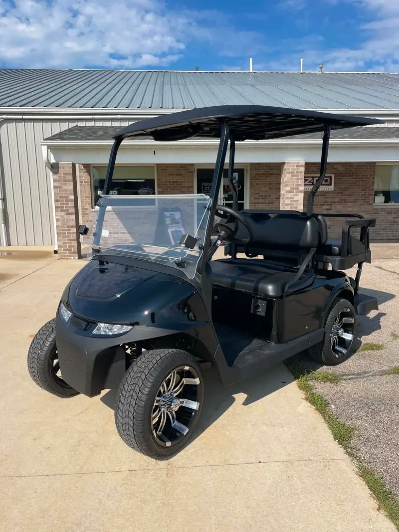 2026 E-Z-GO RXV 4 Valor S 48V thumb 1