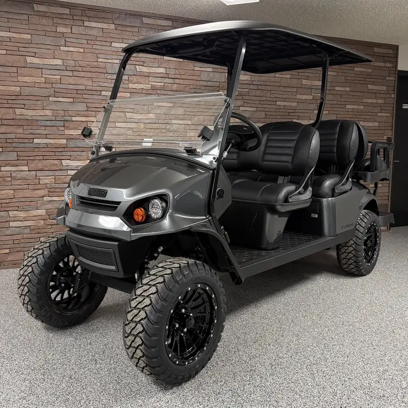 2026 E-Z-GO Express thumb 1