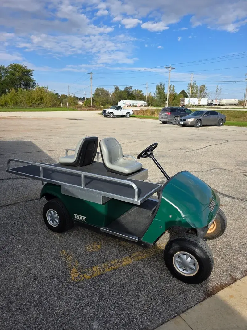 2010 E-Z-GO TXT thumb 3