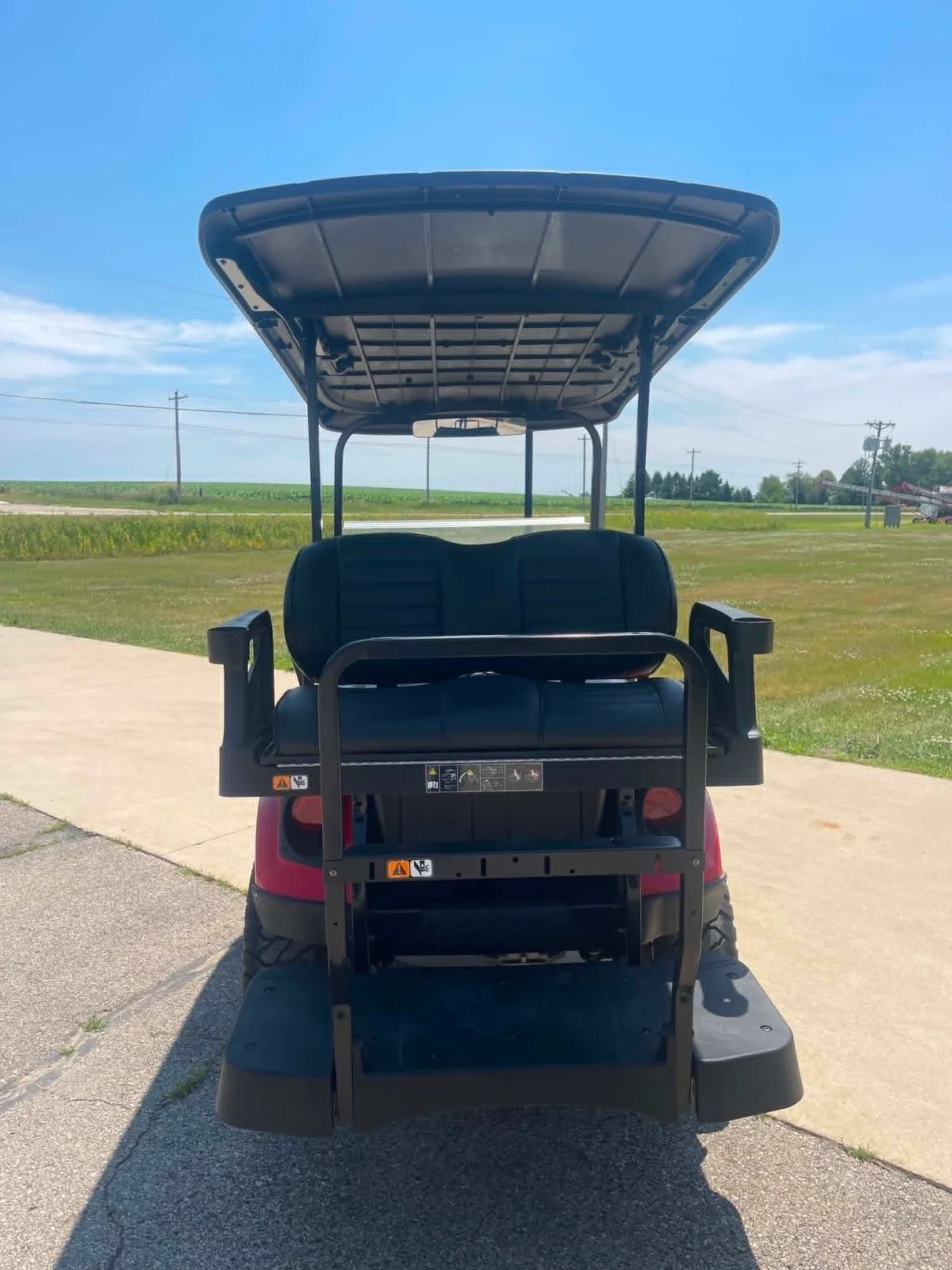 2023 E-Z-GO Express thumb 4