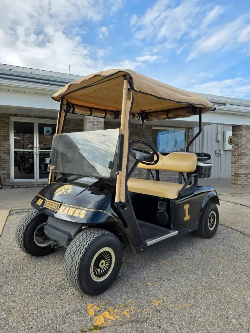 1997 E-Z-GO TXT photo 1