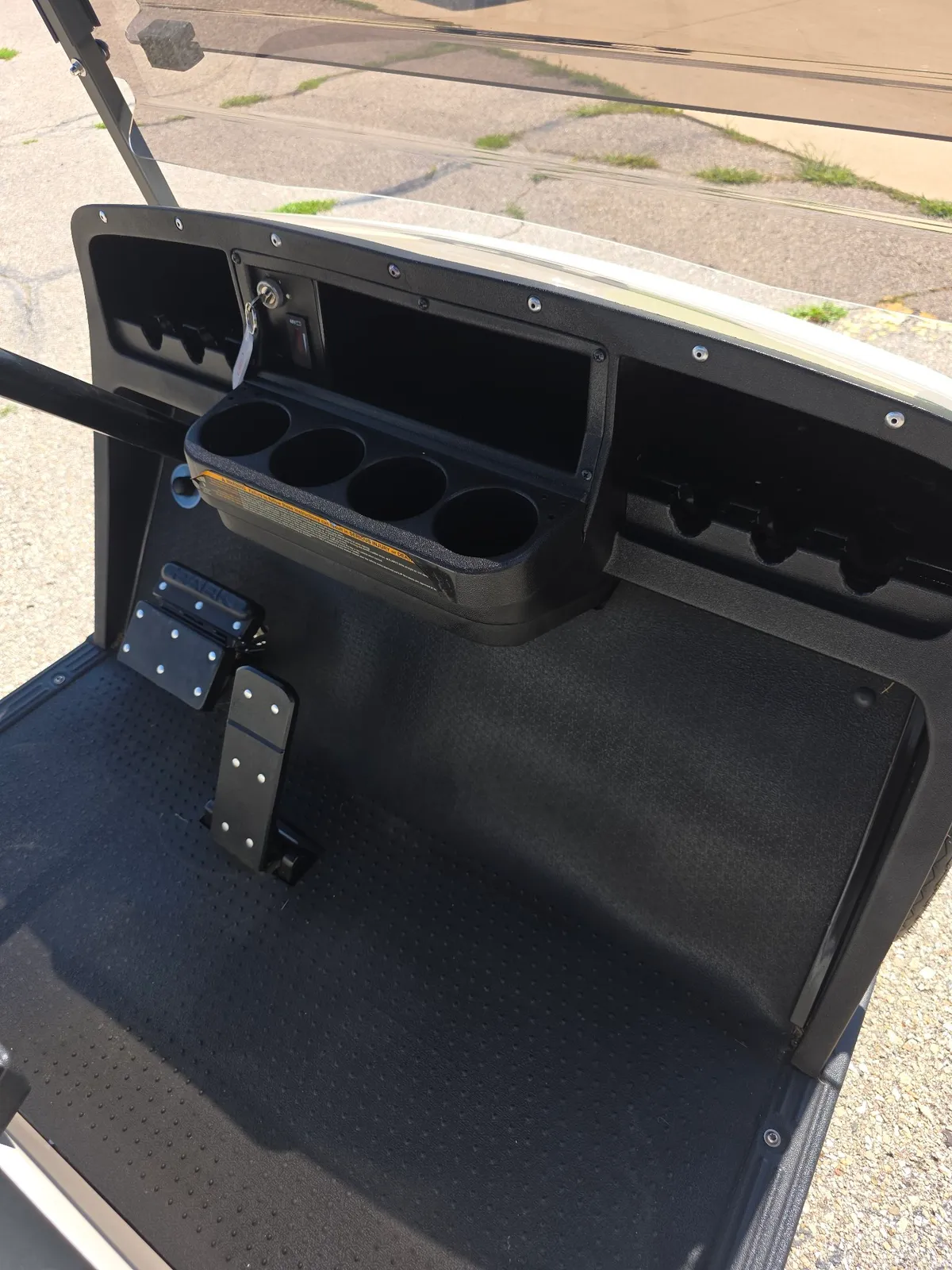2015 E-Z-GO Freedom thumb 4